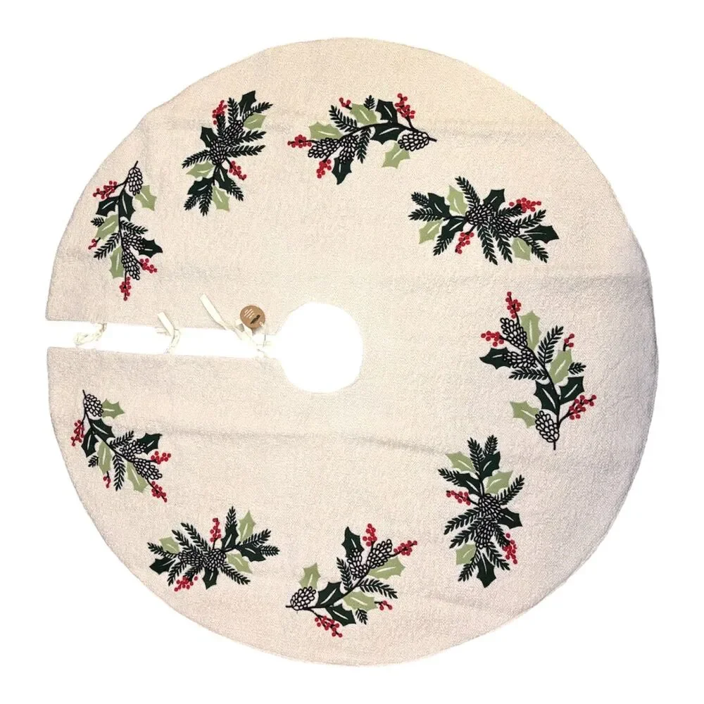 West Elm Tannenbaum Christmas Tree Skirt Hand Embroidered Holly Berry 48
